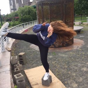 Meet your Posher, Naama